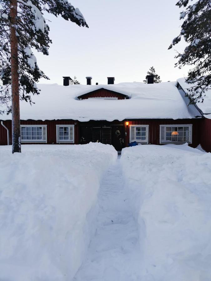 Winter Nest - A Cozy Accommodation In The Heart Of Saariselkae Екстериор снимка